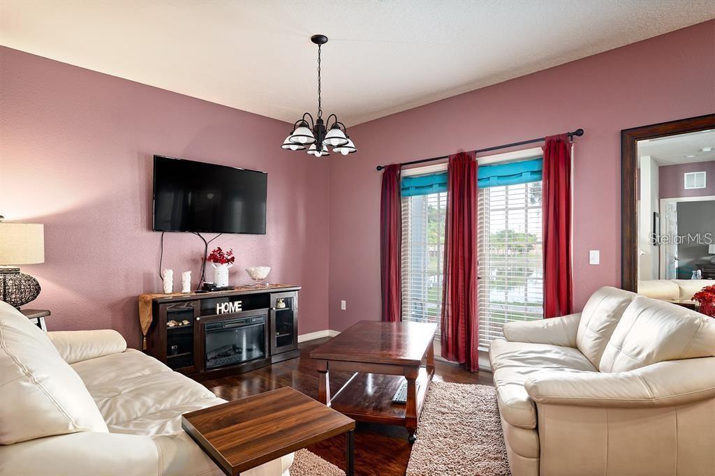 Image 9 of 24 For 2900 Edenshire Way 105