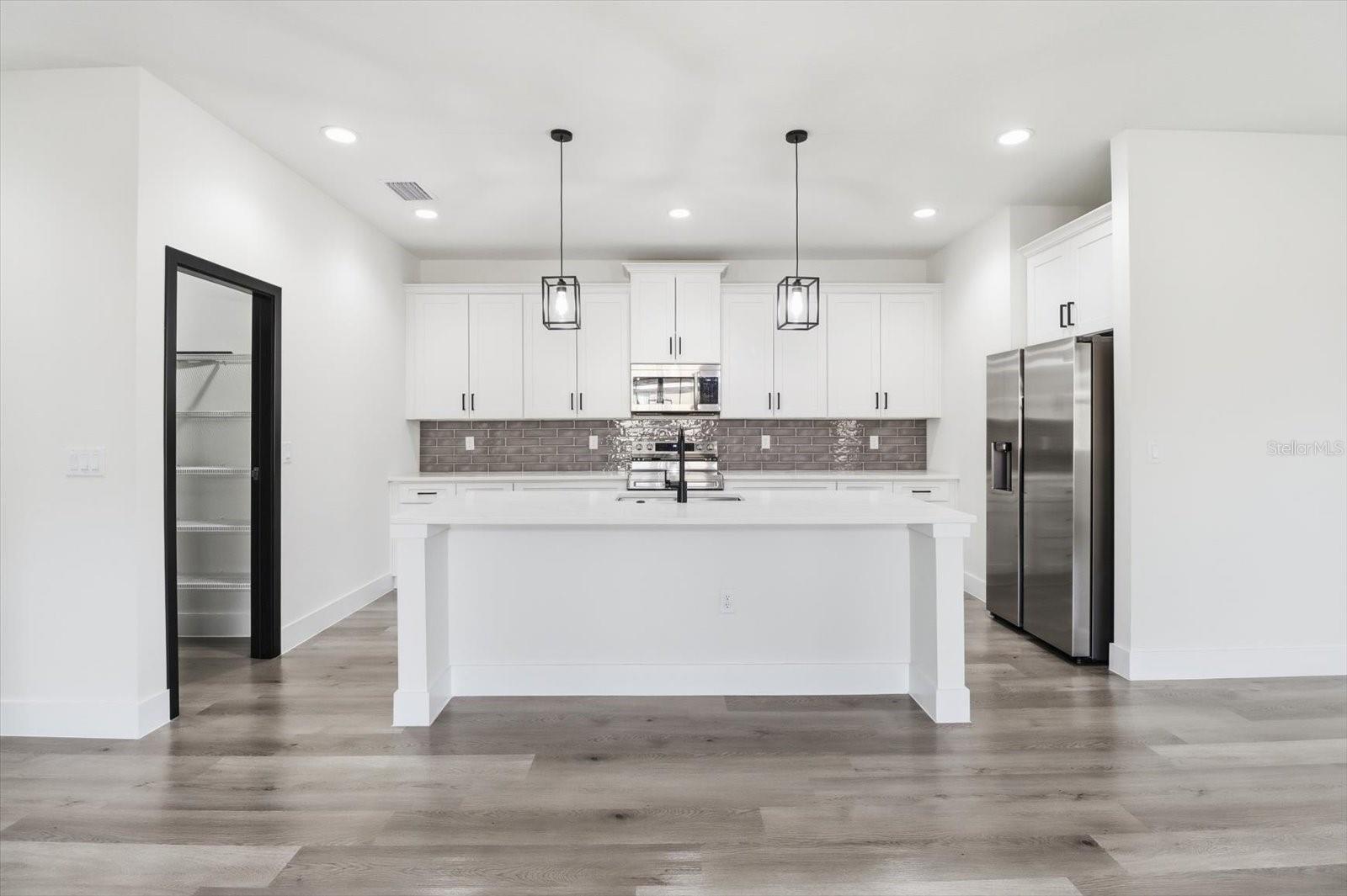 Image 12 of 38 For 6078 150th Lane