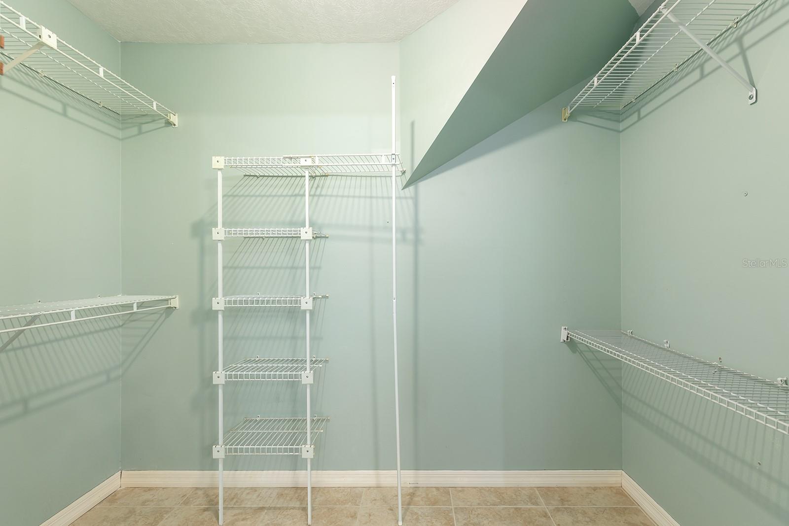 Image 13 of 28 For 526 Whittingham Place