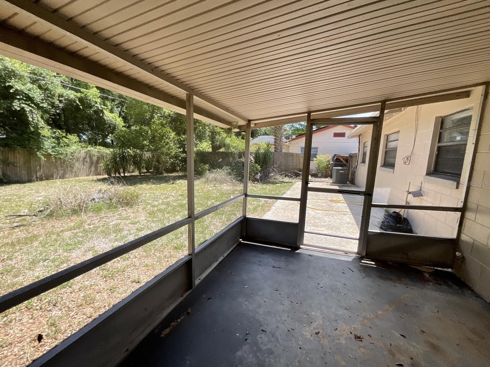 Image 6 of 6 For 4526 Balboa Drive