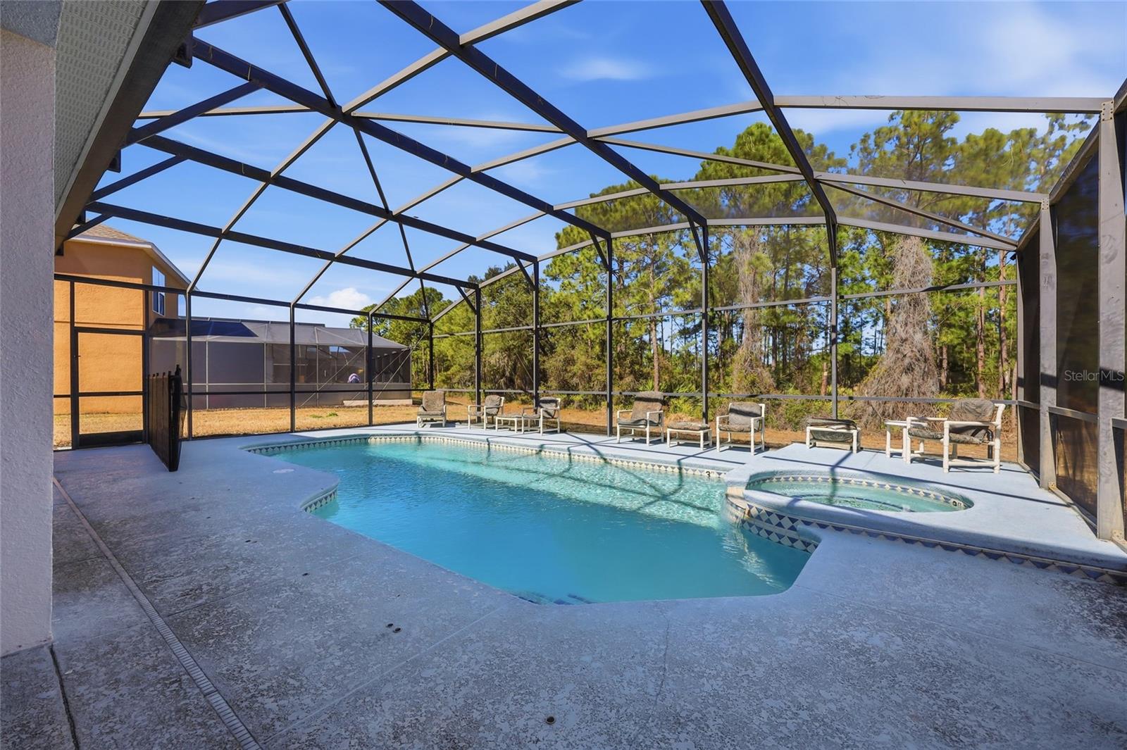 Image 13 of 59 For 844 Orange Cosmos Boulevard