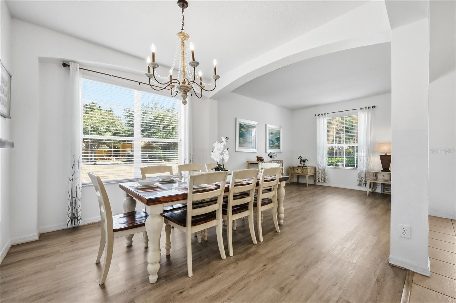 Image 17 of 59 For 844 Orange Cosmos Boulevard