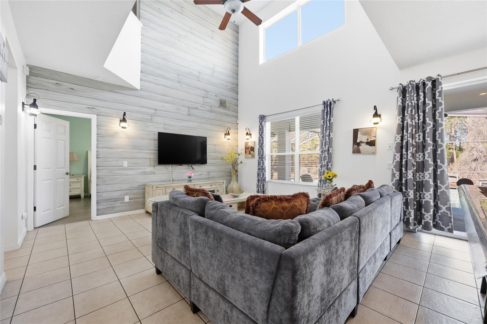 Image 22 of 59 For 844 Orange Cosmos Boulevard