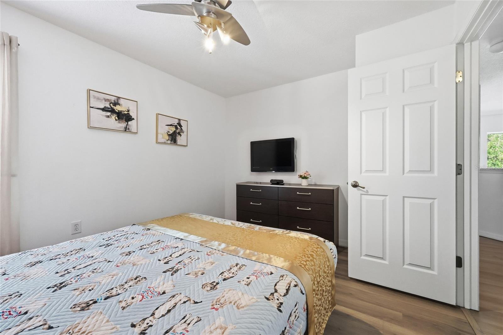 Image 35 of 59 For 844 Orange Cosmos Boulevard