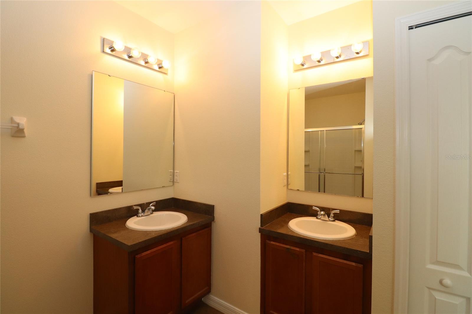 Image 21 of 22 For 2229 Tulip Valley Point