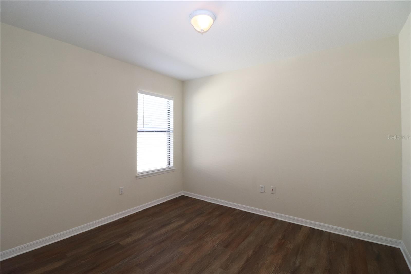 Image 5 of 22 For 2229 Tulip Valley Point