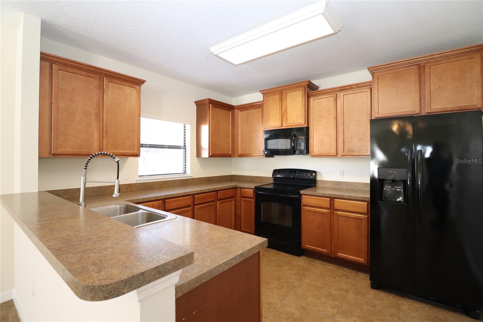 Image 7 of 22 For 2229 Tulip Valley Point