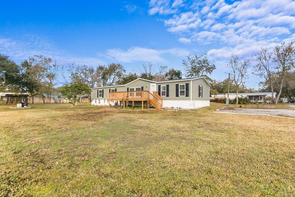 Image 20 of 21 For 18137 Hollister Road