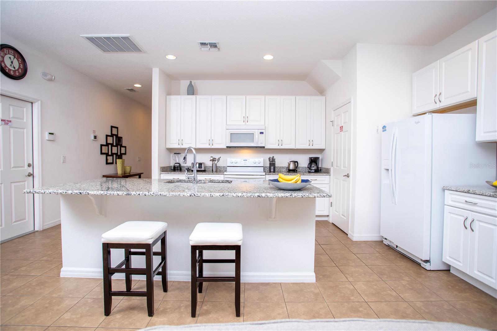 Image 12 of 41 For 2606 Rosemont Circle