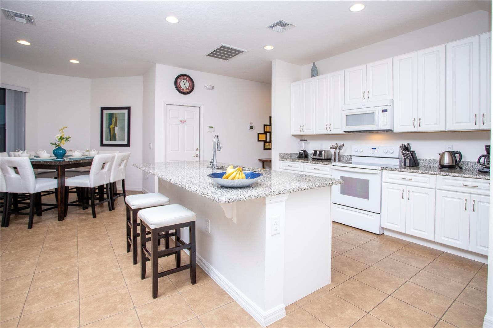 Image 14 of 41 For 2606 Rosemont Circle