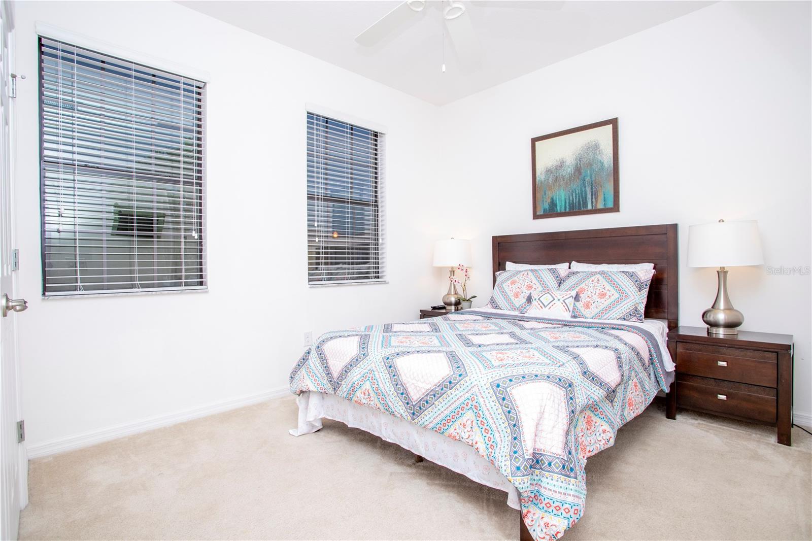 Image 20 of 41 For 2606 Rosemont Circle