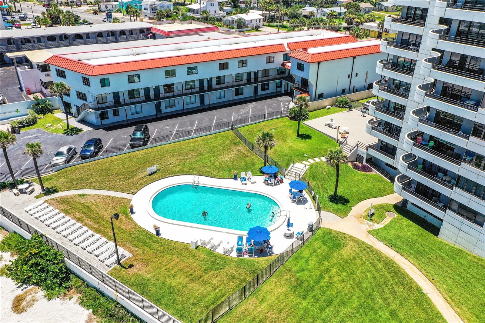 Listing photo id 14 for 1420 Atlantic Avenue 901