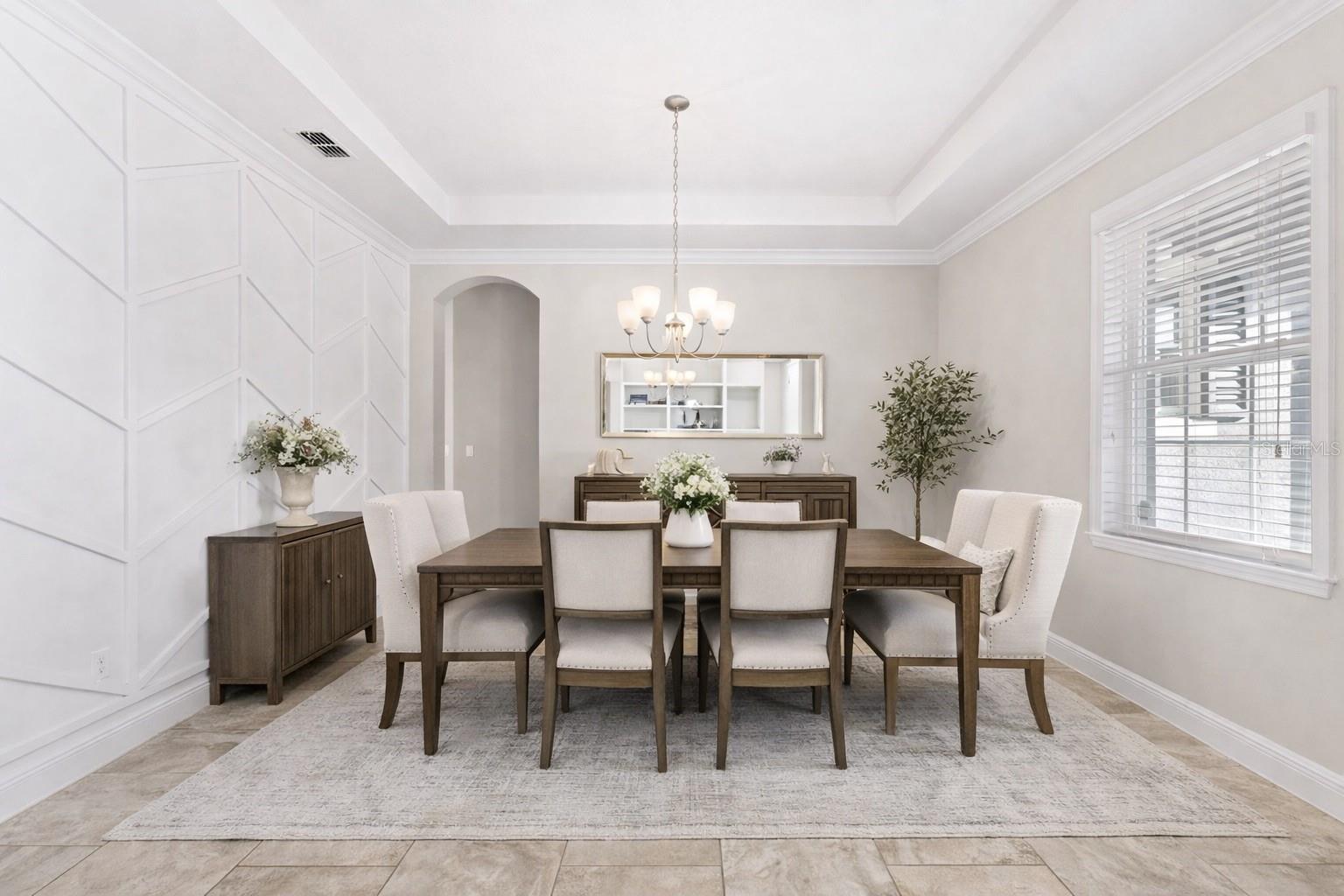 Image 3 of 44 For 14241 Colonial Pointe Drive