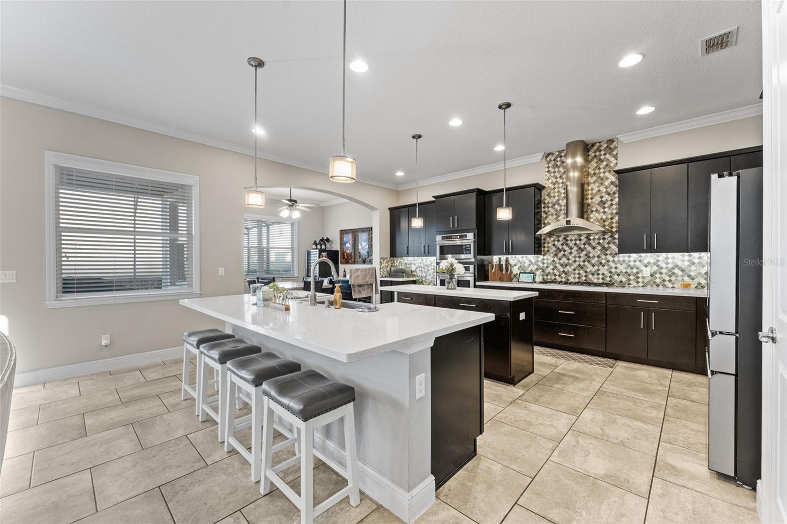 Image 6 of 44 For 14241 Colonial Pointe Drive