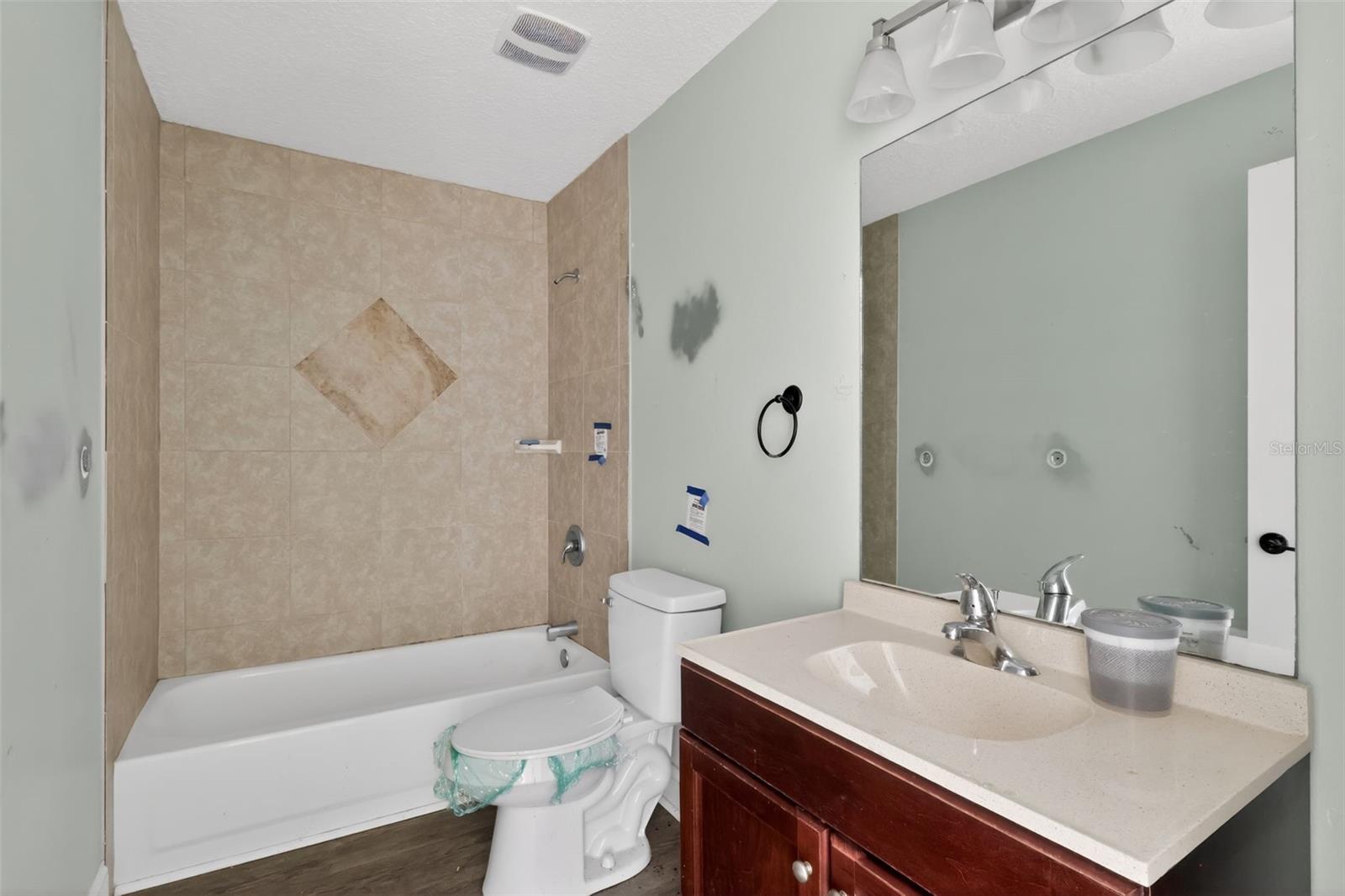 Image 16 of 38 For 36101 Mattawan Drive