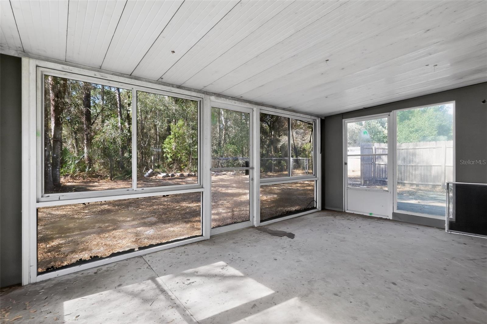 Image 22 of 38 For 36101 Mattawan Drive