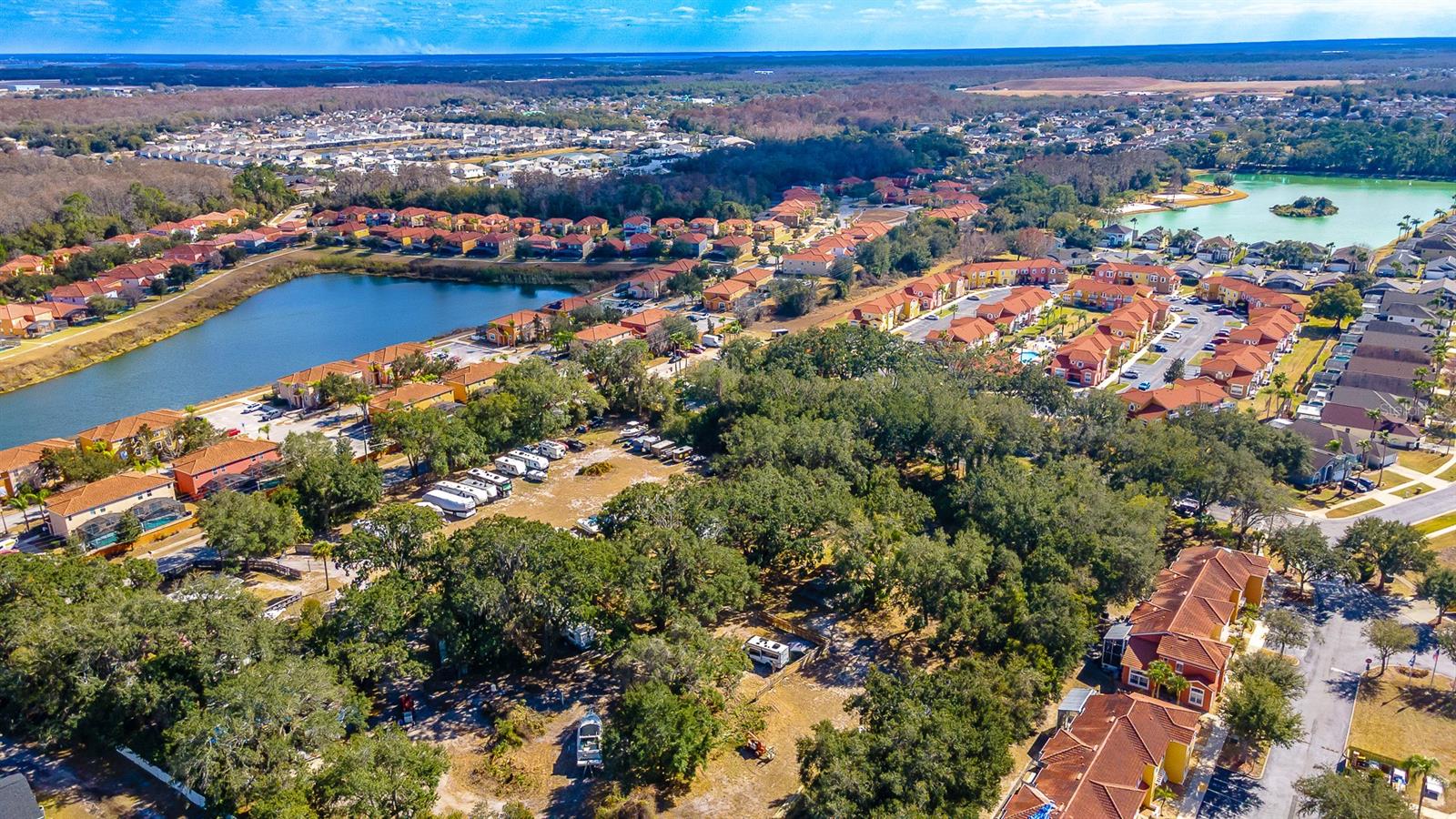 Image 14 of 15 For 940 Roma Way