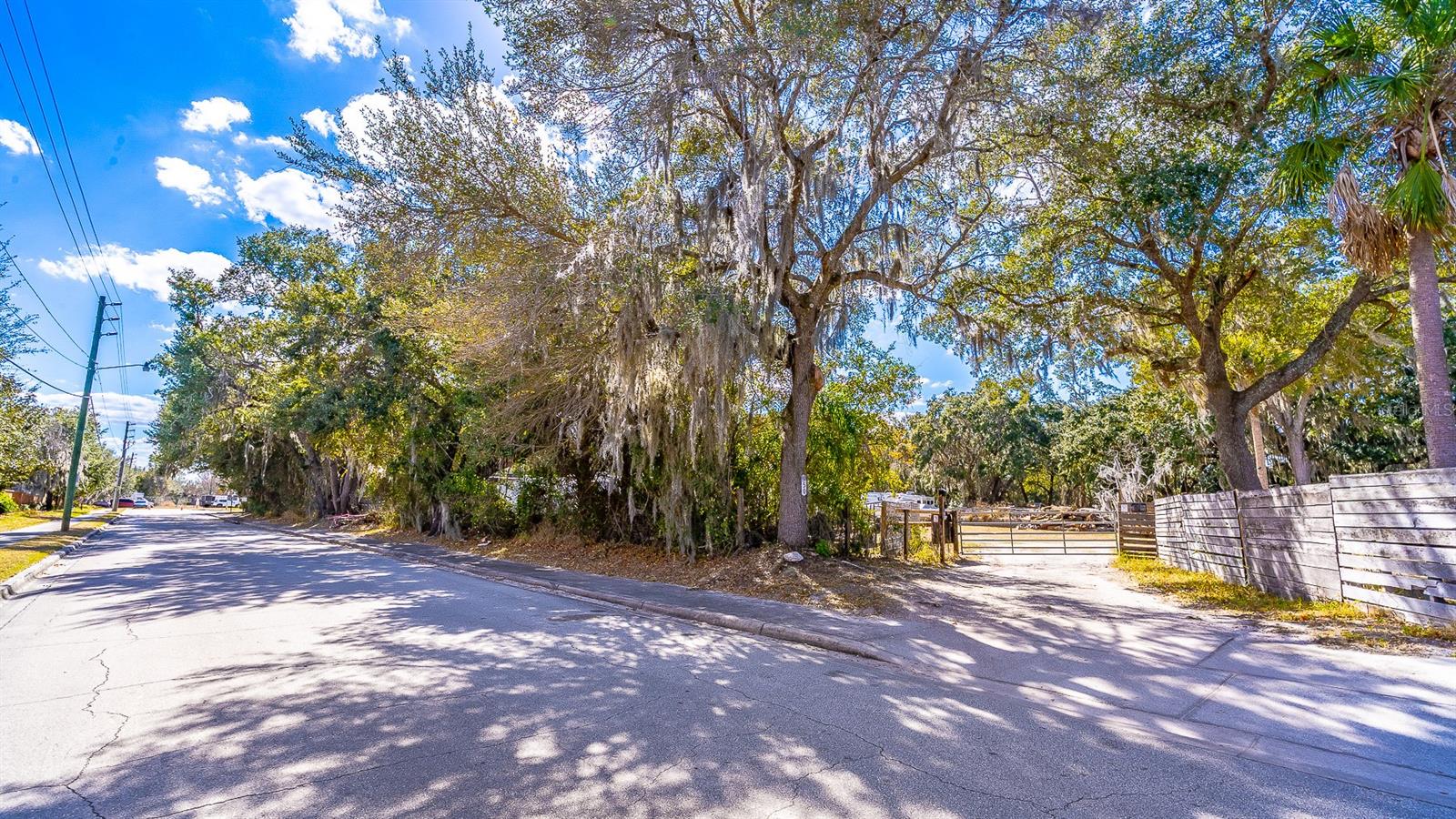 Image 8 of 15 For 940 Roma Way