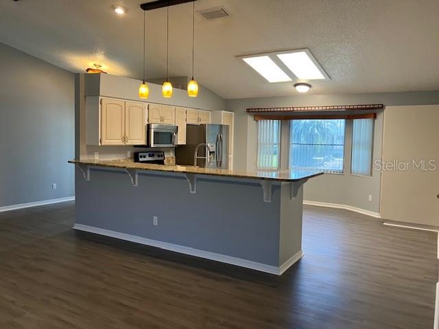 Image 2 of 7 For 6419 Borg Street