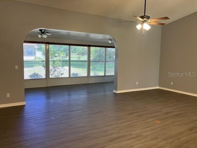 Image 3 of 7 For 6419 Borg Street