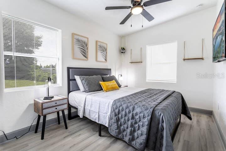 Image 21 of 48 For 511 San Juan Boulevard