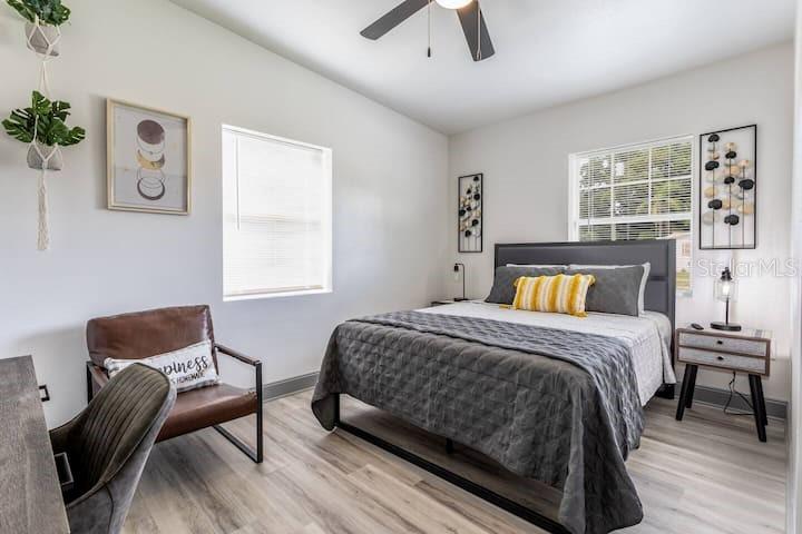 Image 22 of 48 For 511 San Juan Boulevard