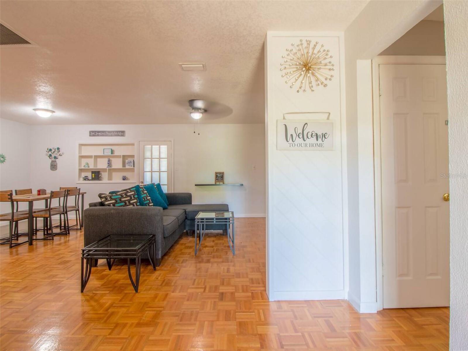 Image 21 of 48 For 4401 Lenmore Street