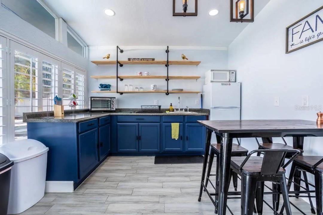 Image 29 of 48 For 4401 Lenmore Street