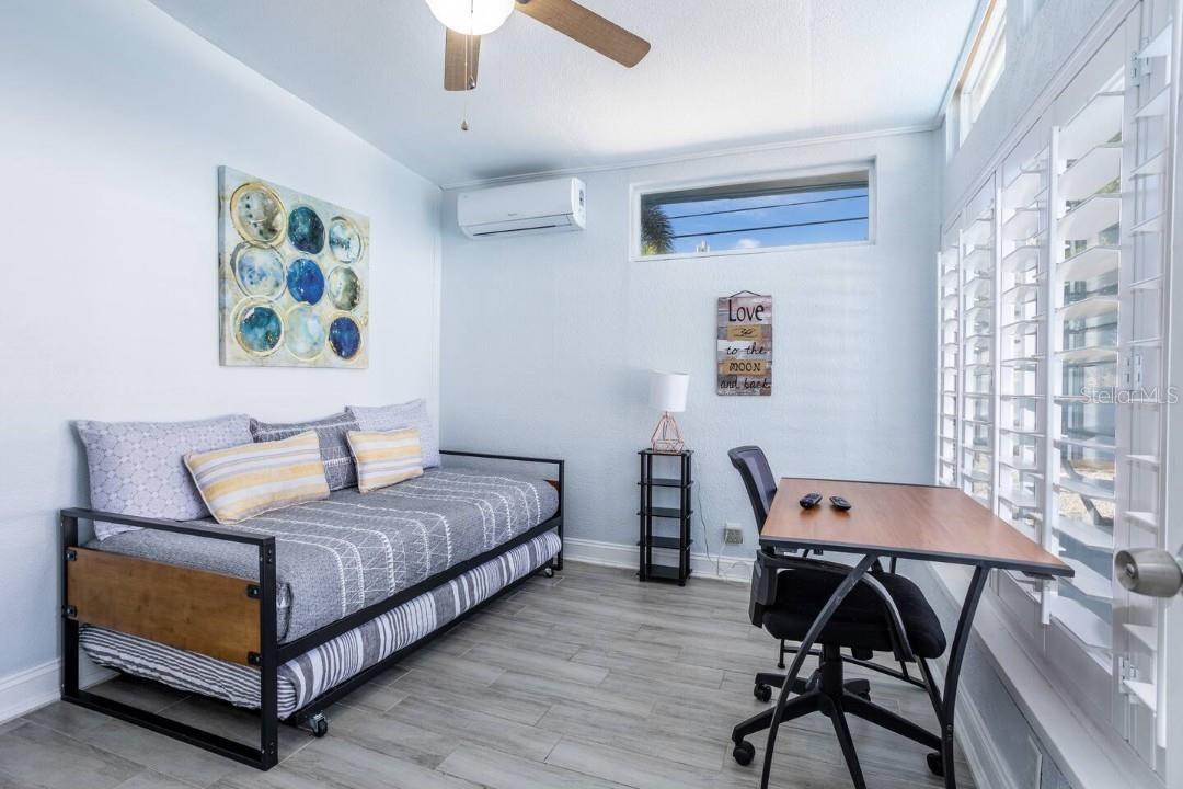 Image 36 of 48 For 4401 Lenmore Street