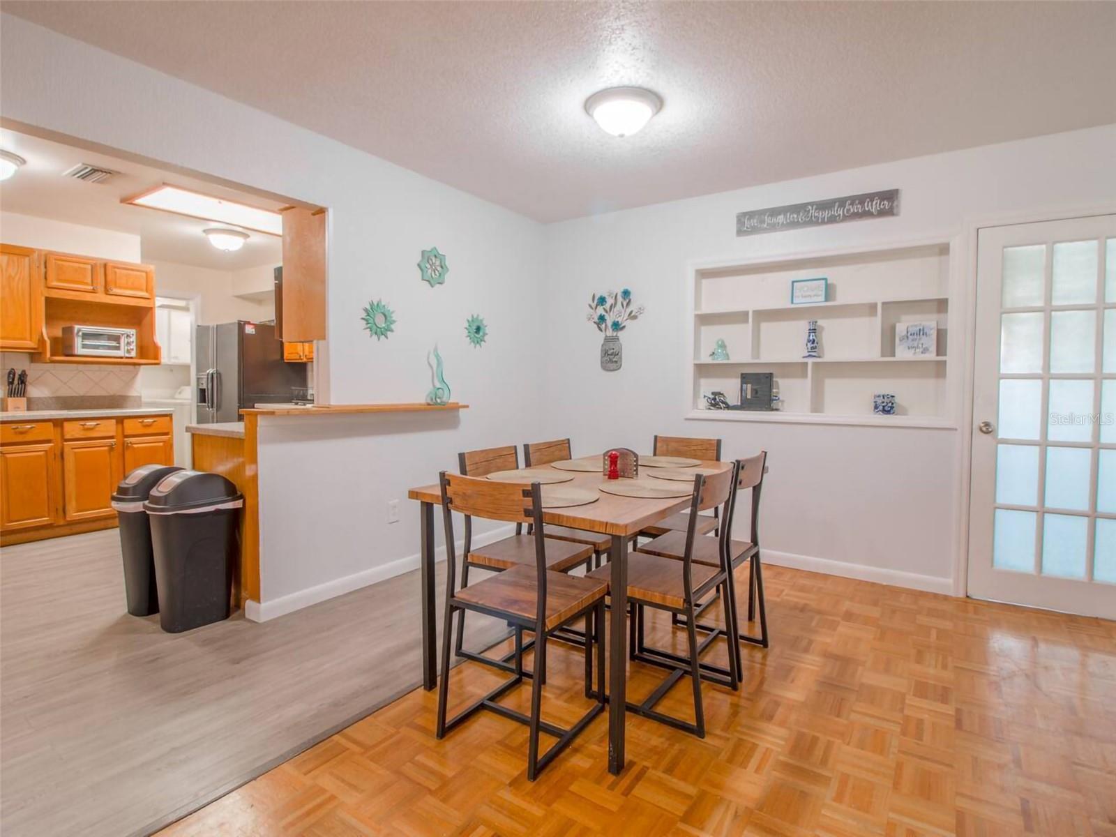 Image 4 of 48 For 4401 Lenmore Street