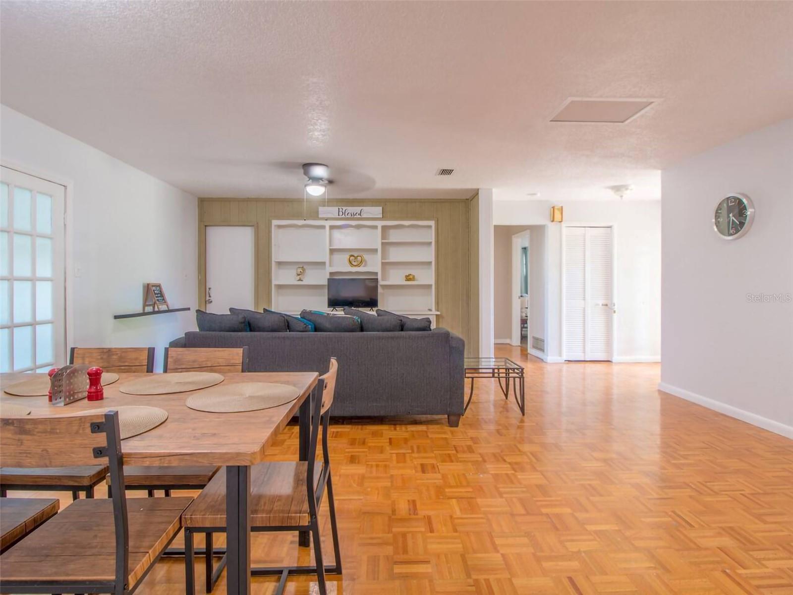 Image 5 of 48 For 4401 Lenmore Street