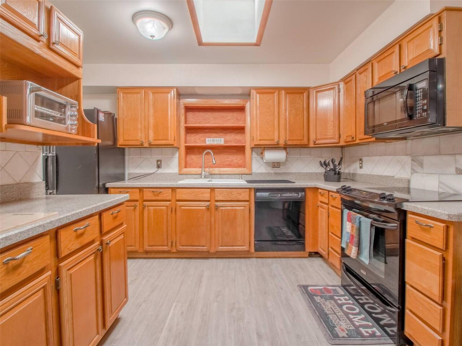 Image 9 of 48 For 4401 Lenmore Street