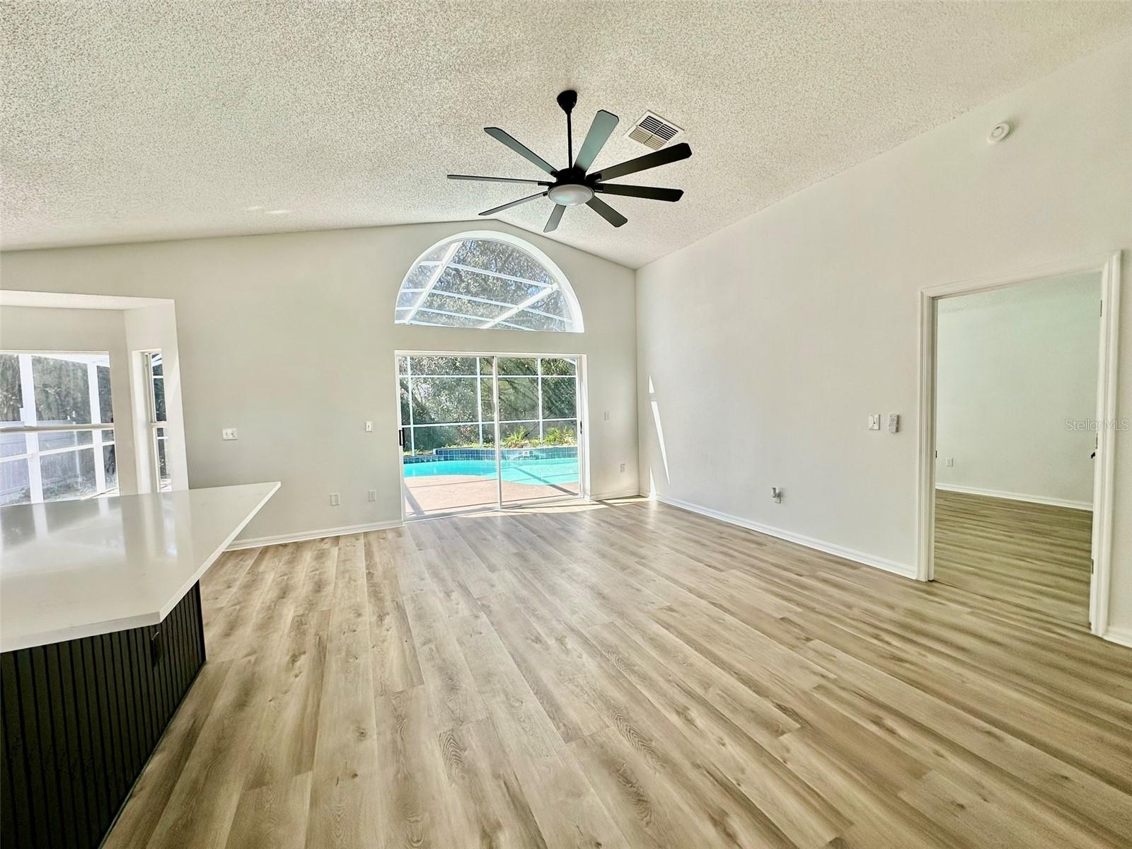 Image 11 of 30 For 3032 Bloomsbury Drive