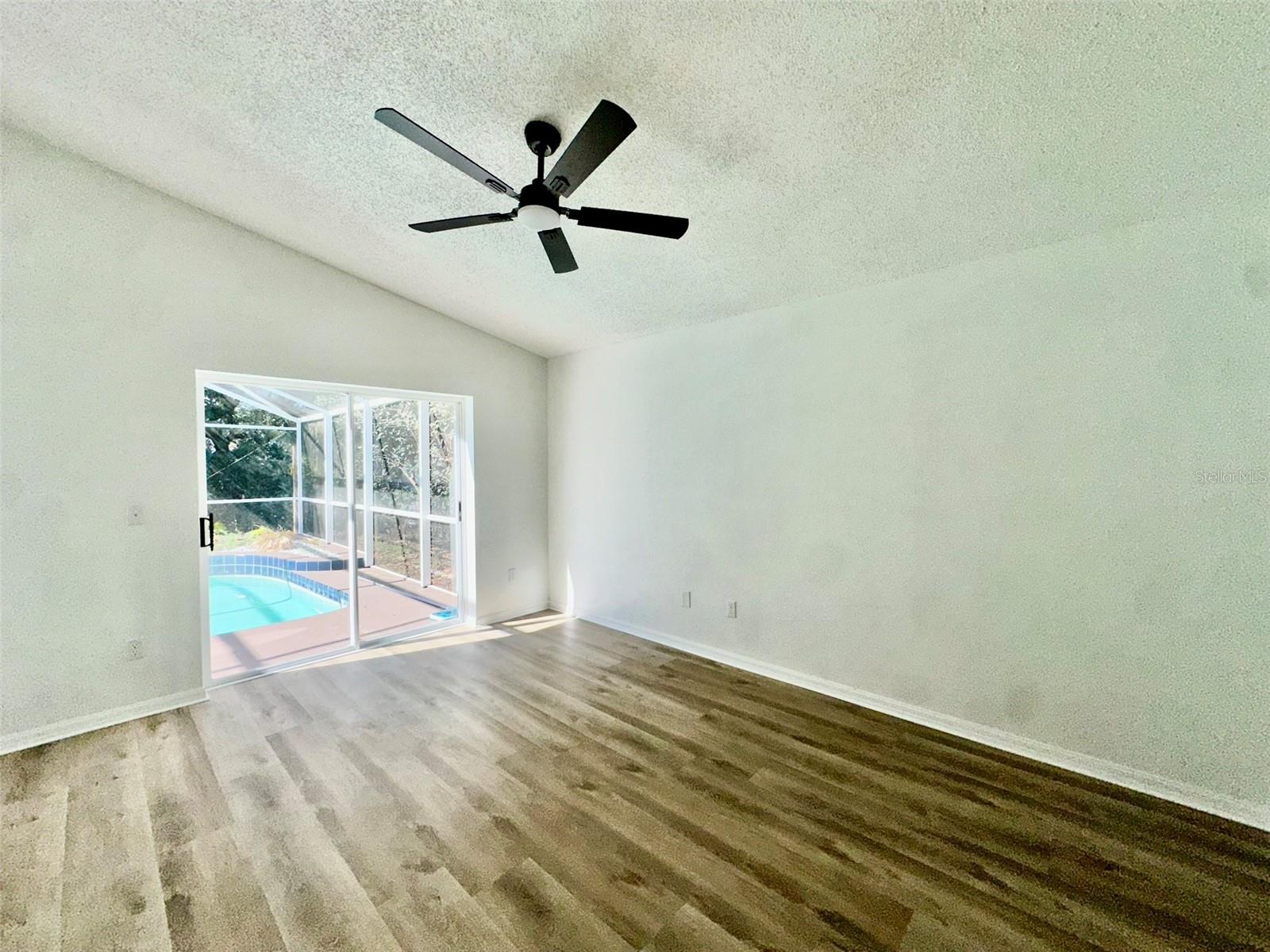 Image 16 of 30 For 3032 Bloomsbury Drive