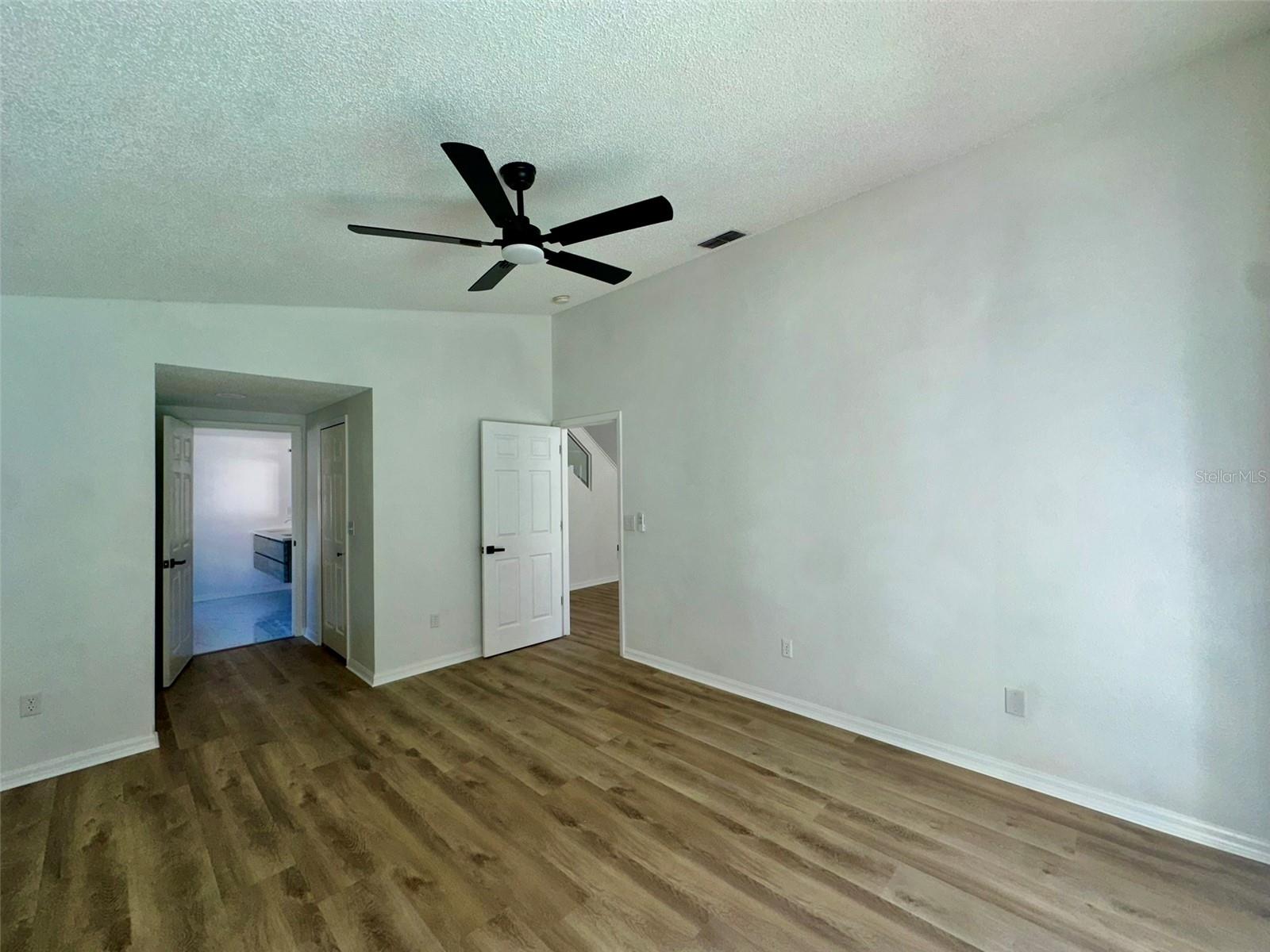 Image 17 of 30 For 3032 Bloomsbury Drive