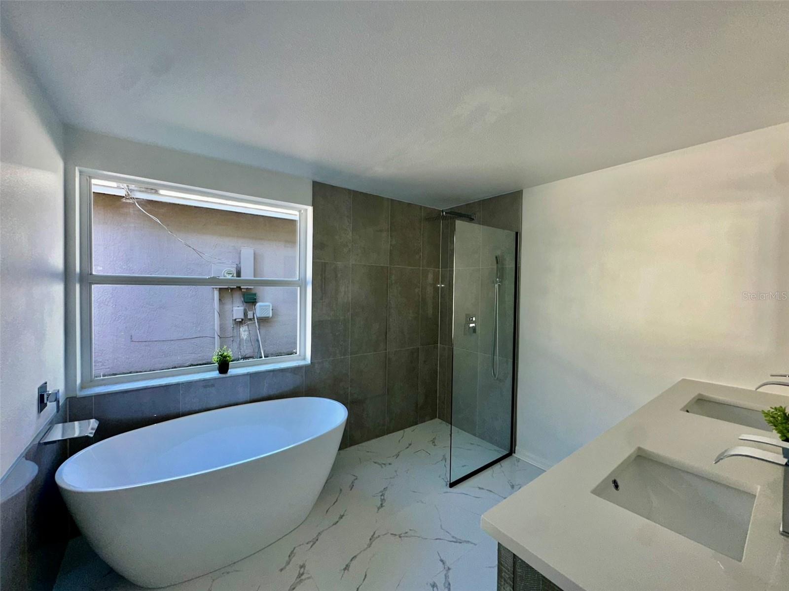 Image 21 of 30 For 3032 Bloomsbury Drive