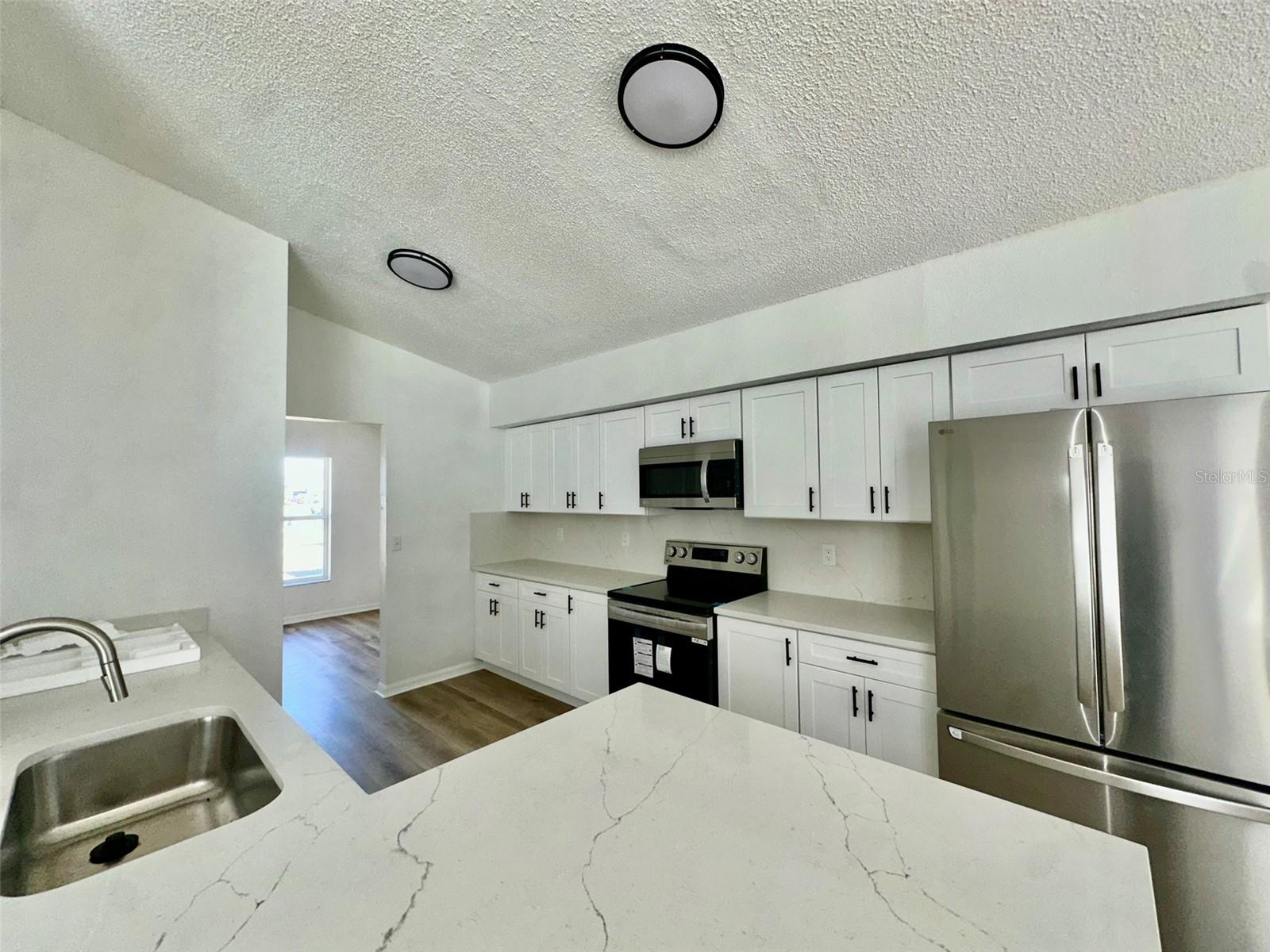 Image 6 of 30 For 3032 Bloomsbury Drive