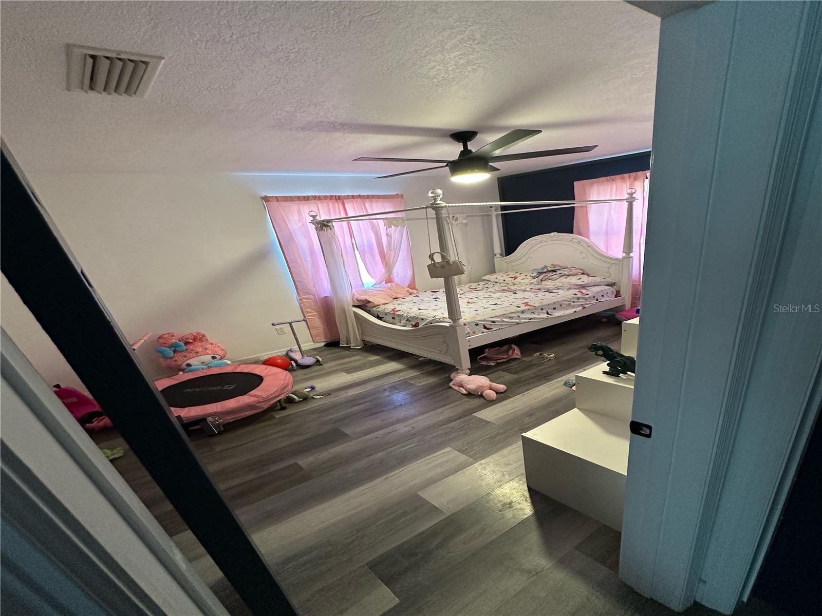 Image 10 of 16 For 1011 Gerona Avenue