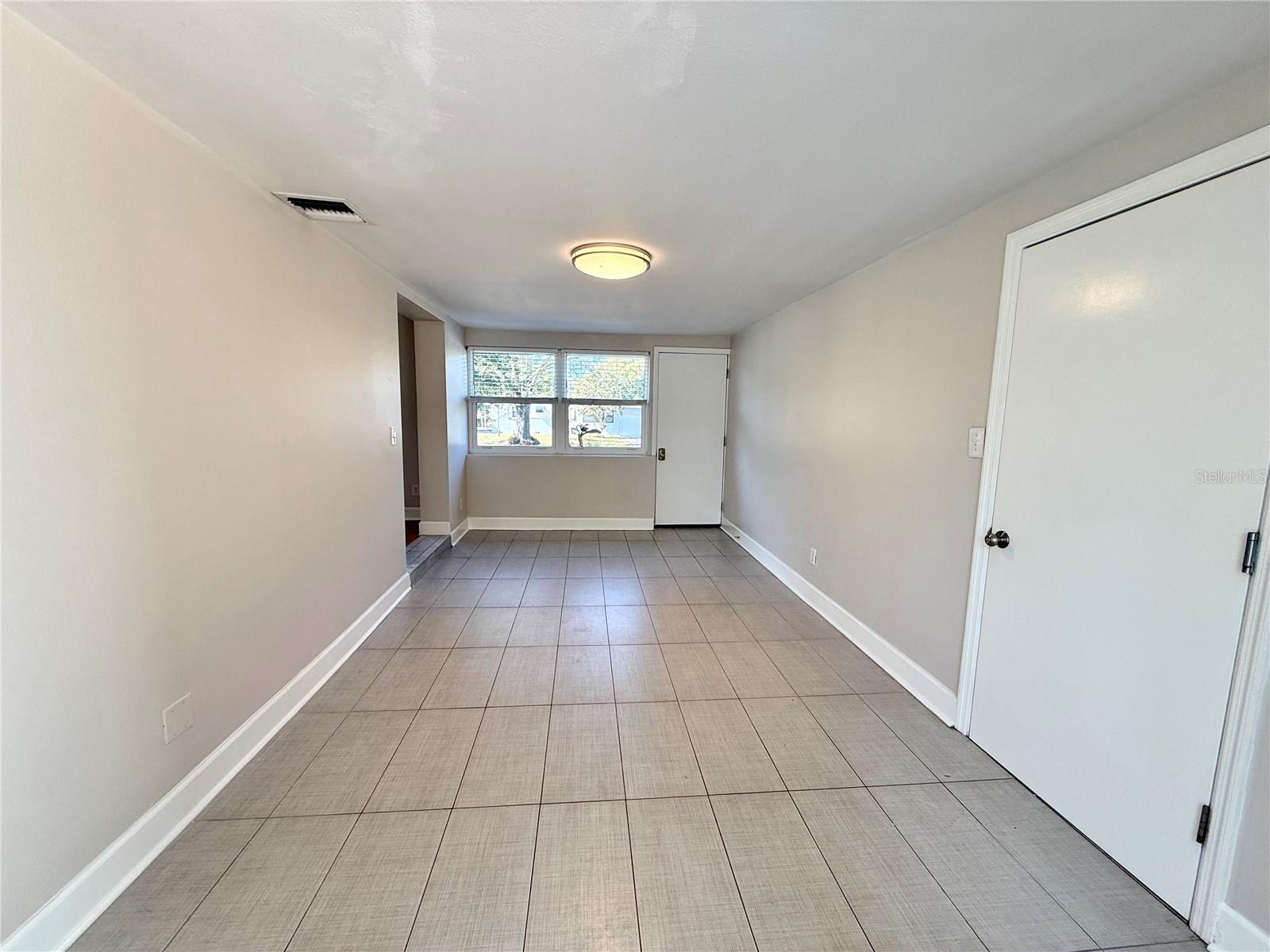 Image 17 of 39 For 2801 Nancy Street