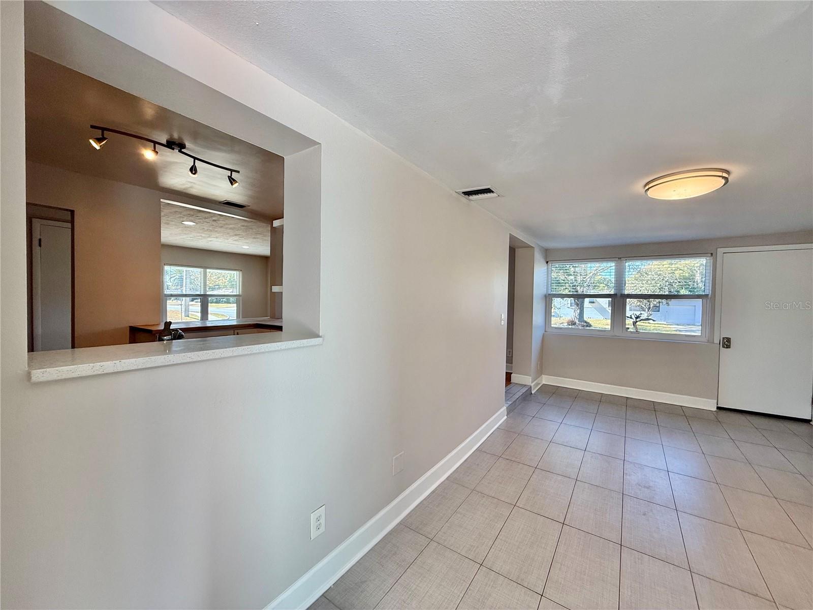 Image 18 of 39 For 2801 Nancy Street