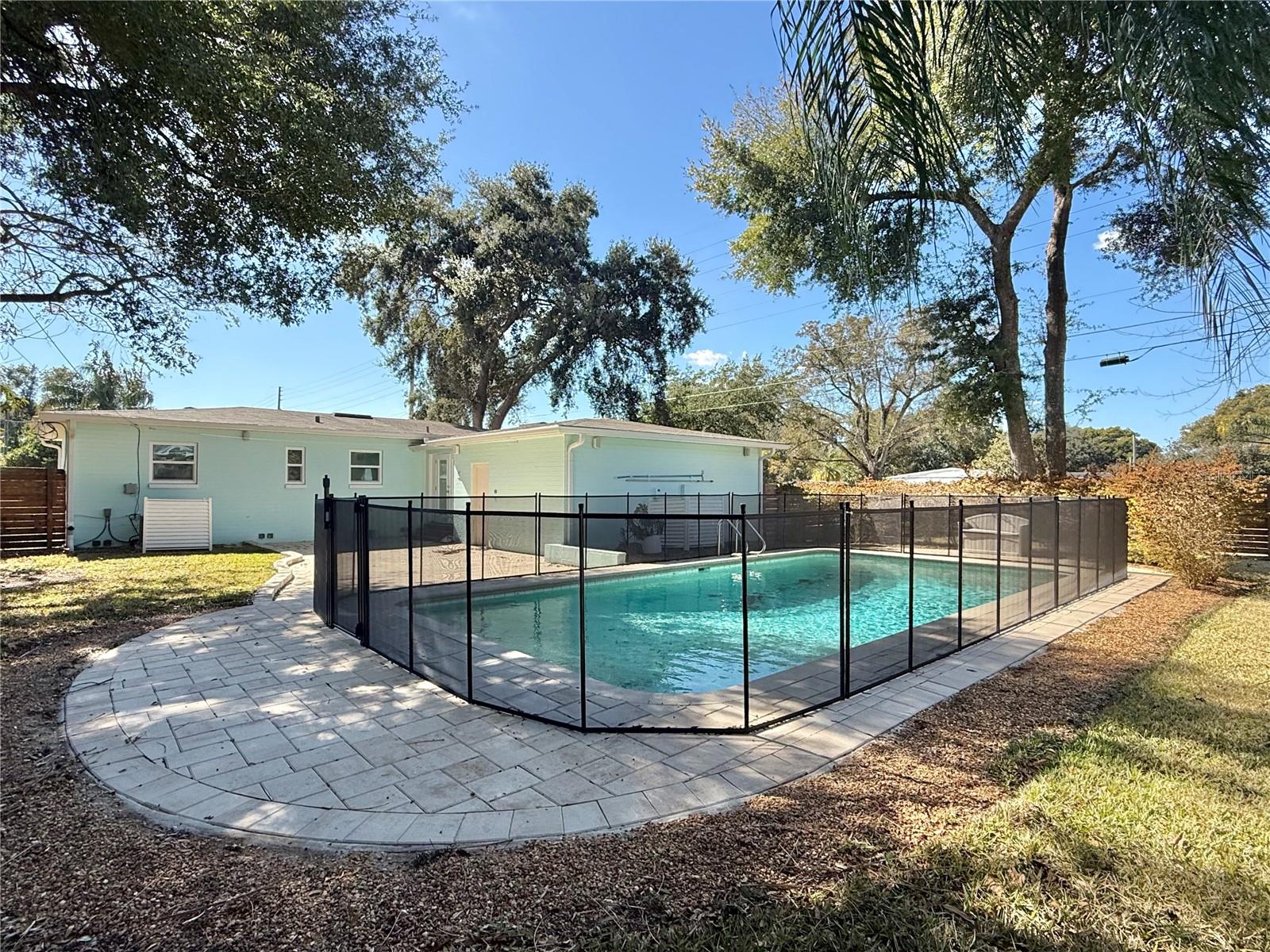 Image 27 of 39 For 2801 Nancy Street