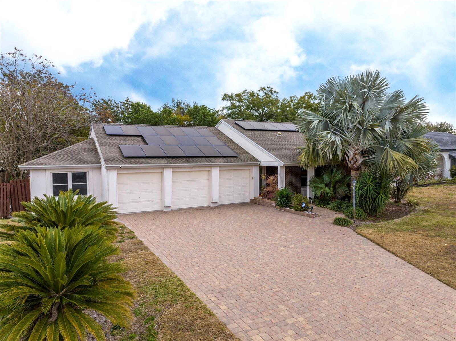 Image 10 of 81 For 6013 Crystal View Drive