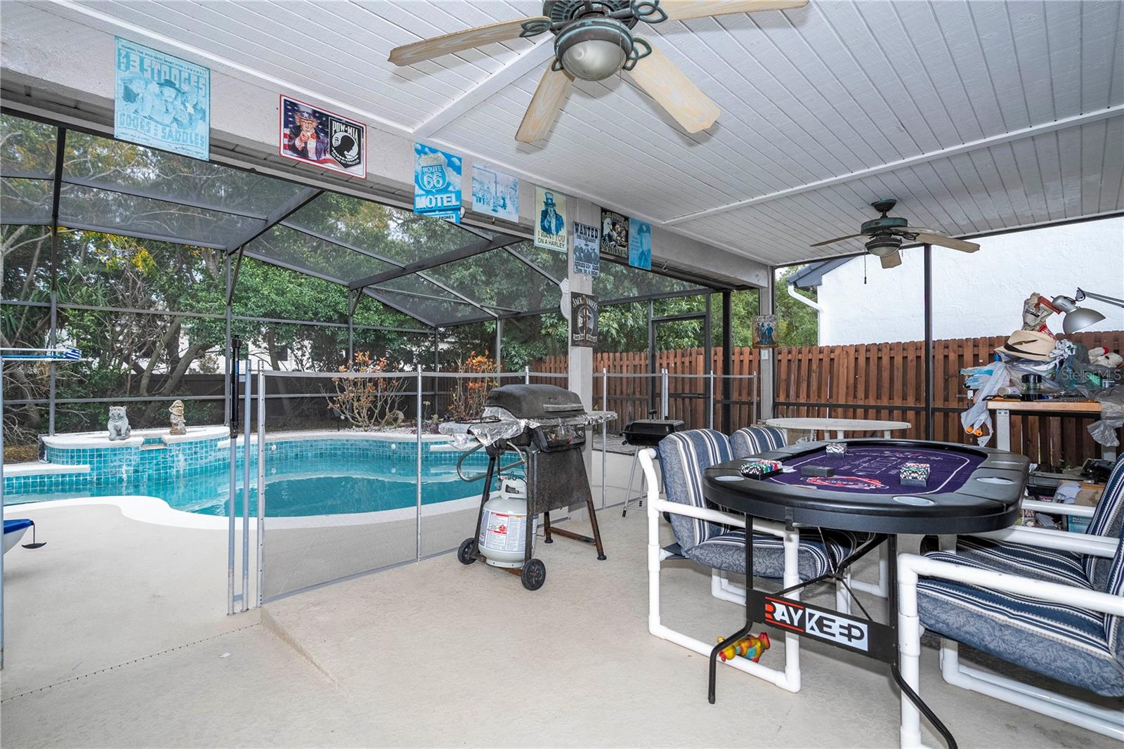 Image 14 of 81 For 6013 Crystal View Drive