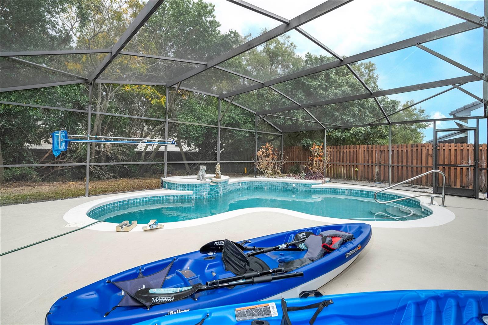 Image 18 of 81 For 6013 Crystal View Drive