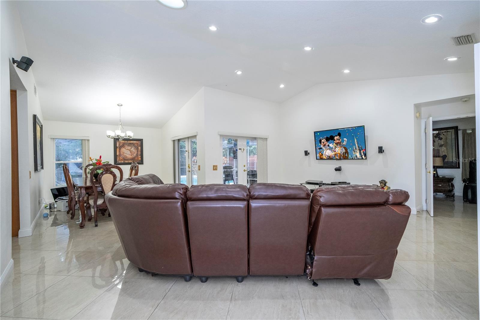 Image 23 of 81 For 6013 Crystal View Drive