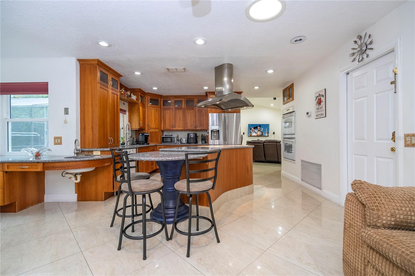 Image 58 of 81 For 6013 Crystal View Drive