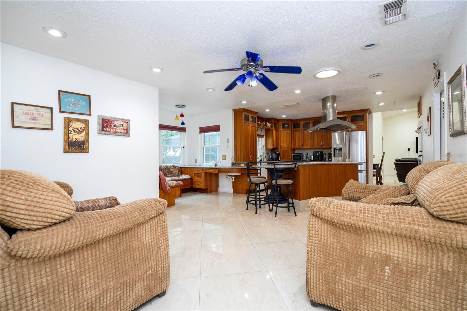 Image 62 of 81 For 6013 Crystal View Drive