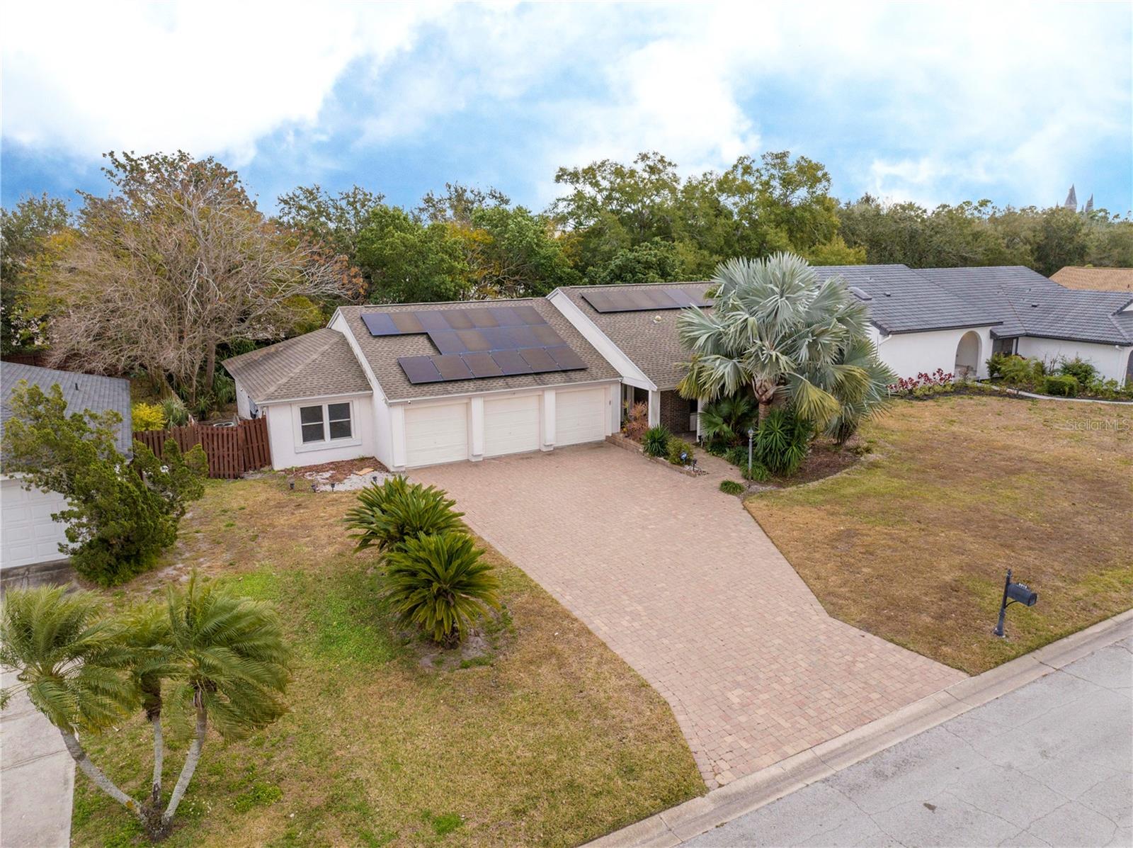 Image 9 of 81 For 6013 Crystal View Drive