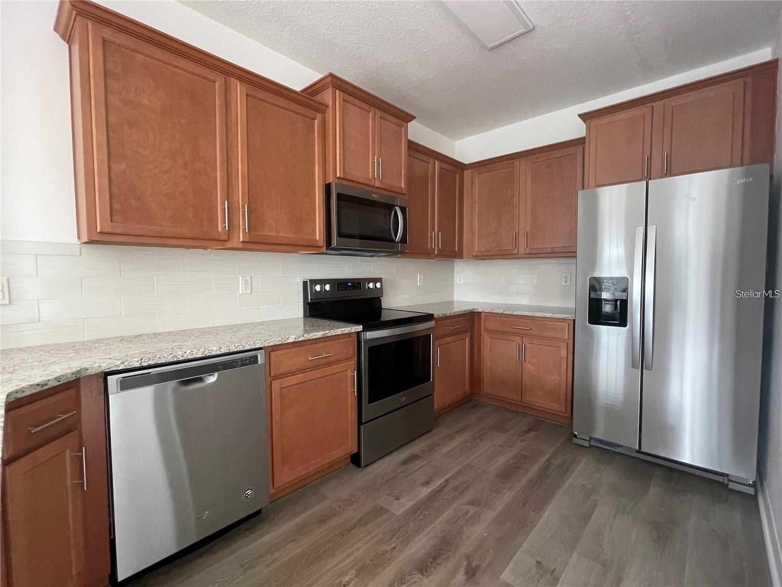 Image 10 of 36 For 3408 Seneca Club Loop A