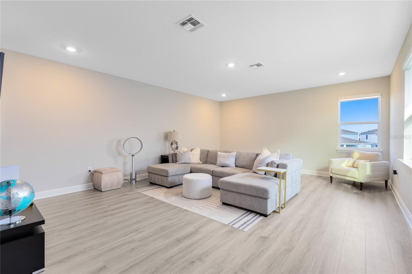 Image 26 of 47 For 13373 Mcmillan Drive